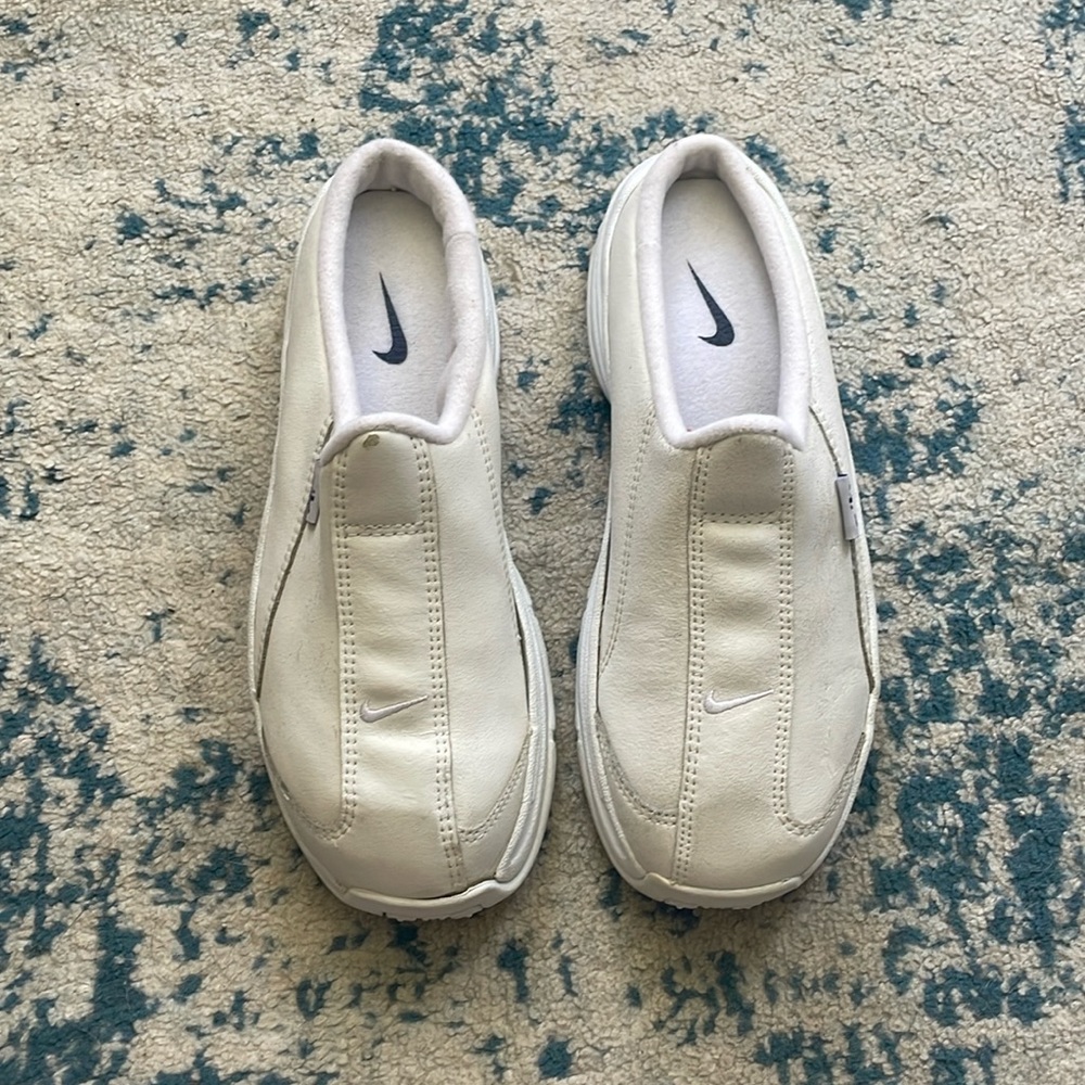 COPY - *RARE* NIKE women’s Leather Afterparty II Mules